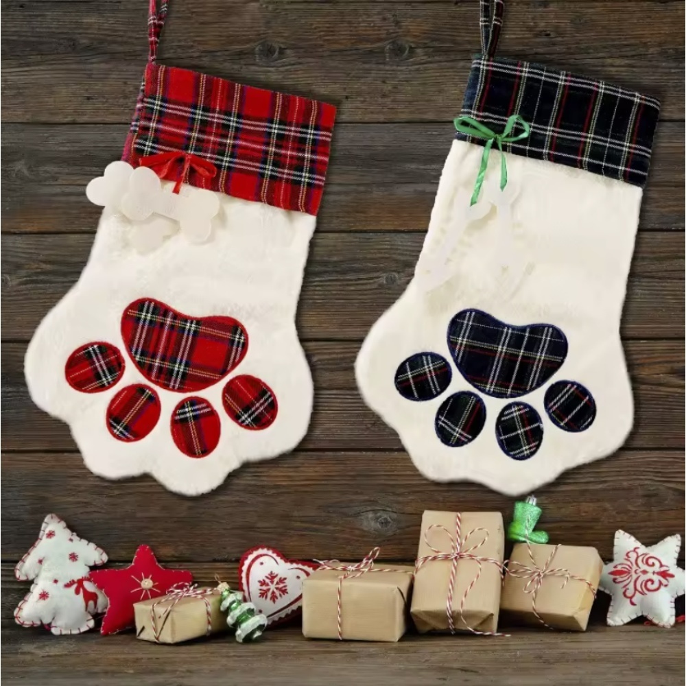 Christmas Stocking Hanging - ถุงเท้าคริสต์มาส ของตกแต่งปีใหม่ ลายบัฟฟาโล ถุงเท้าสัตว์เลี้ยงสำหรับแมวและสุนัข ลายอุ้งเท้า ของเล่นแขวน
