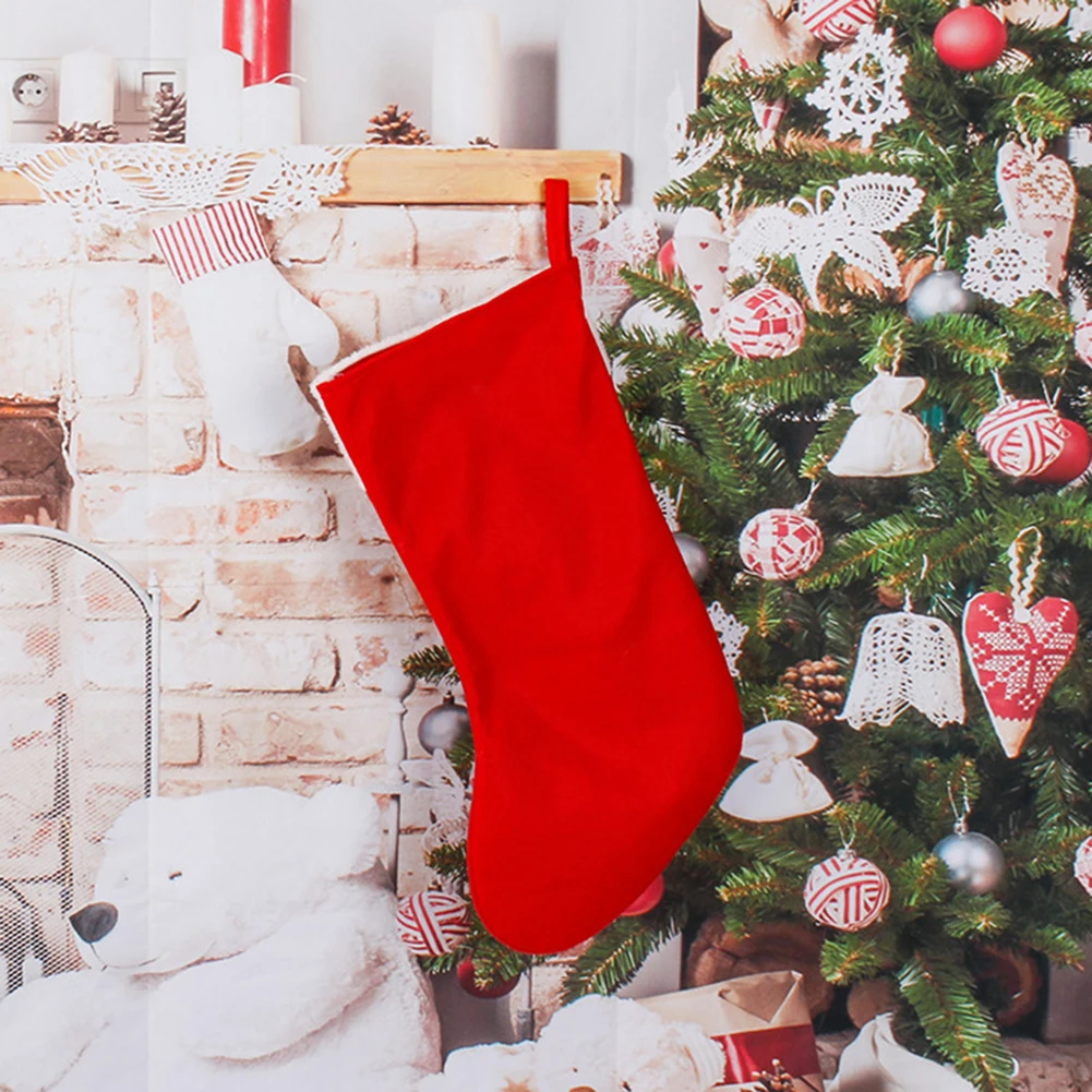 Christmas Stocking Hanging - ตุ๊กตาซานตาคลอสผ้าพลัฌแบบไม่มีหน้า สำหรับใส่ของขวัญ/ขนม ช่องใส่ของขนาดใหญ่ เหมาะสำหรับแขวนผนัง ต้นคริสต์มาส หรือประตู